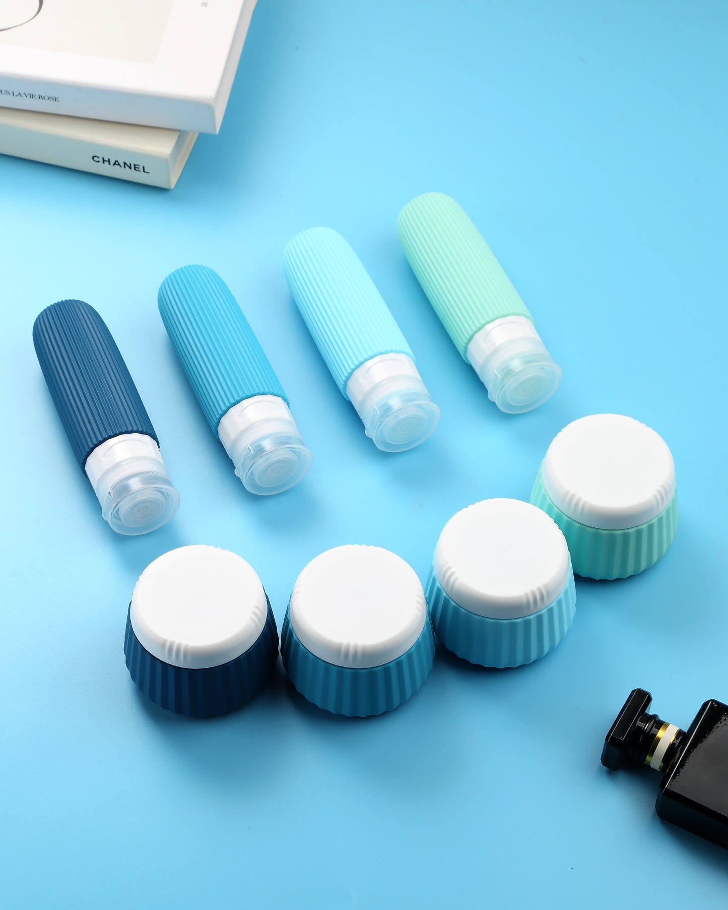 Mrsdry Travel Bottles 8 Pack, TSA Approved 3 oz Toiletries Containers, Leak Proof Silicone Squeezable Essentials Jars with Clear Bag