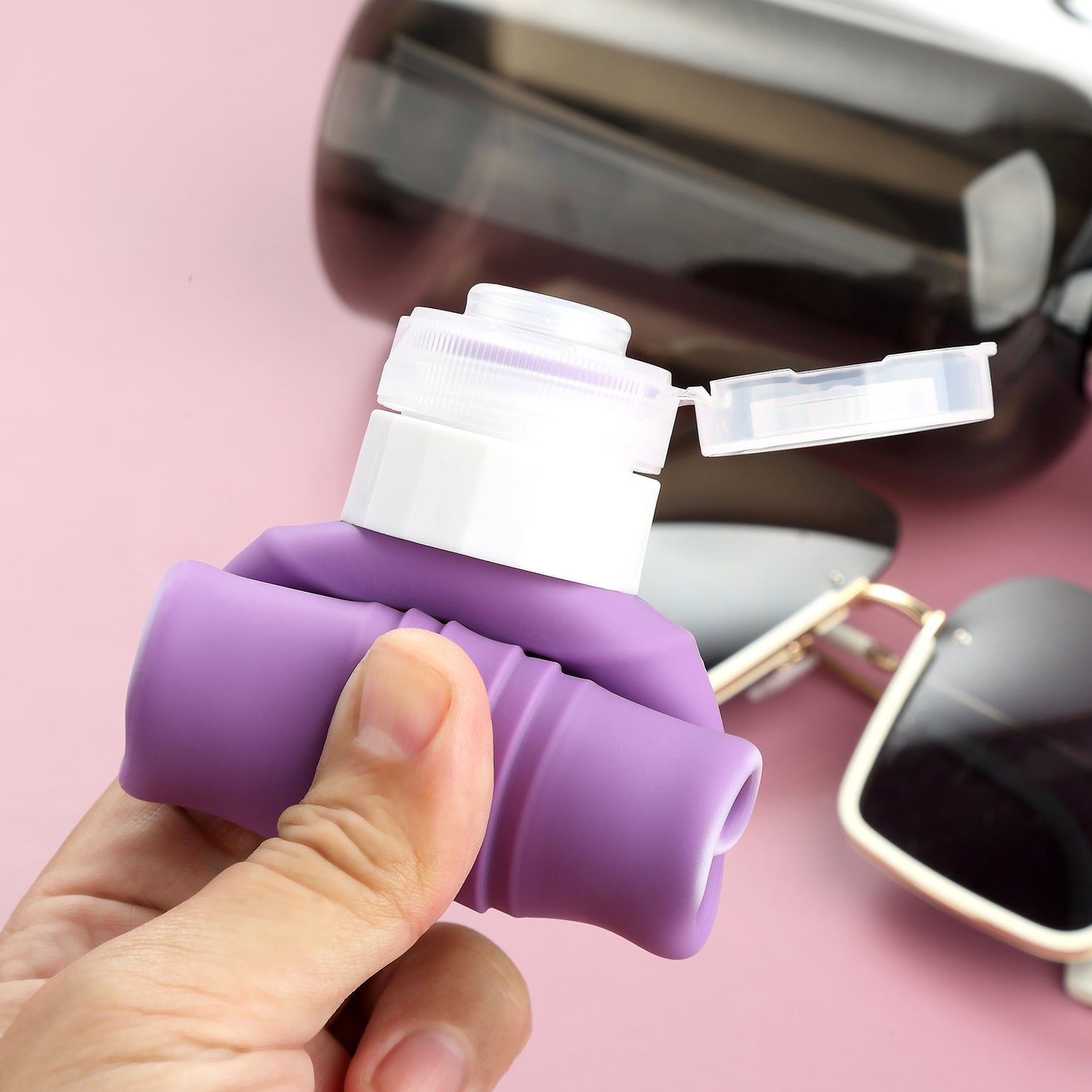 Mrsdry Travel Bottles for Toiletries, Large 6oz Oversize Containers, BPA Free Leak Proof Tubs Refillable Liquid Travel Accessories with Toiletry Bag for Cometic Shampoo and Lotion Soap (4 Pack)