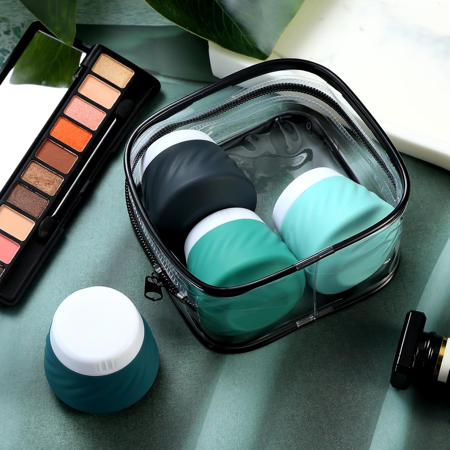 Mrsdry Travel Containers for Toiletries, Silicone Cream Jars TSA Approved Travel Size Containers with Clear Bag, Leak-proof Travel Accessories with Lid for Cosmetic Face Body Hand Cream (4 Pack)