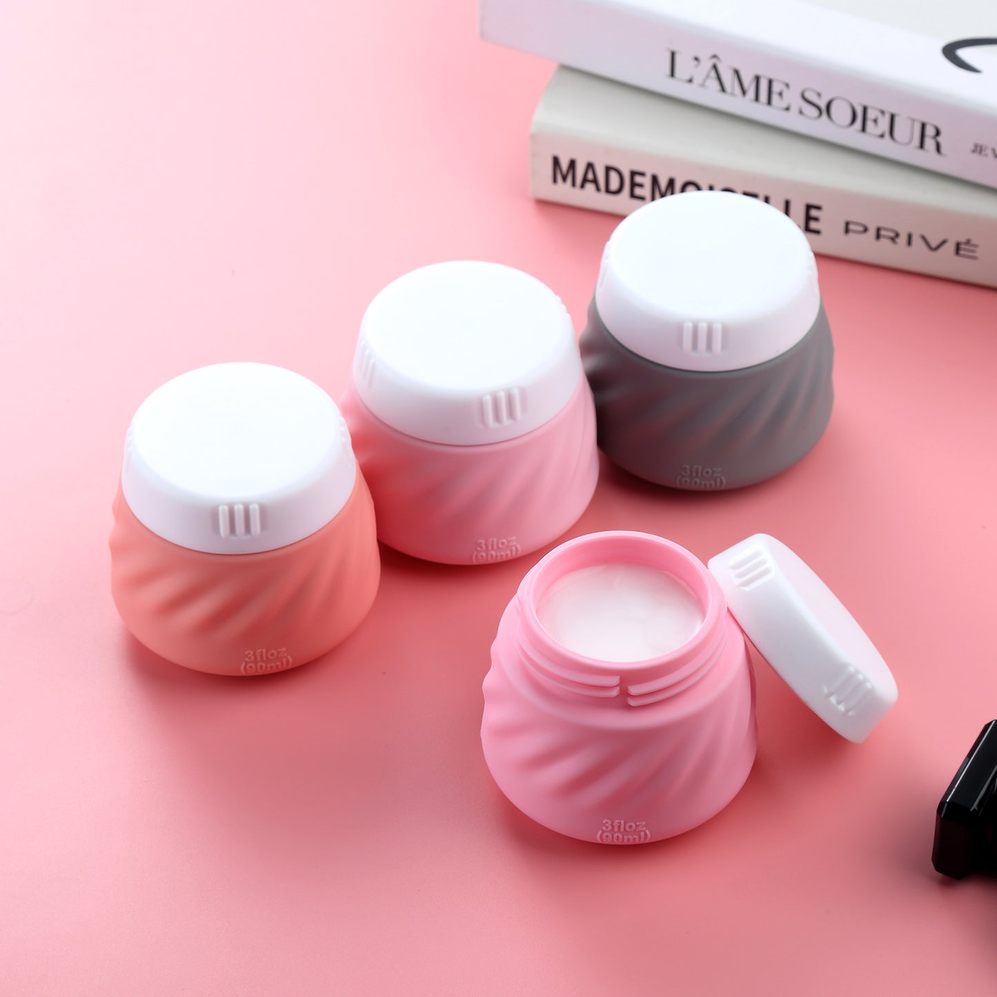 Mrsdry Travel Containers for Toiletries, Silicone Cream Jars TSA Approved Travel Size Containers with Clear Bag, Leak-proof Travel Accessories with Lid for Cosmetic Face Body Hand Cream (4 Pack)