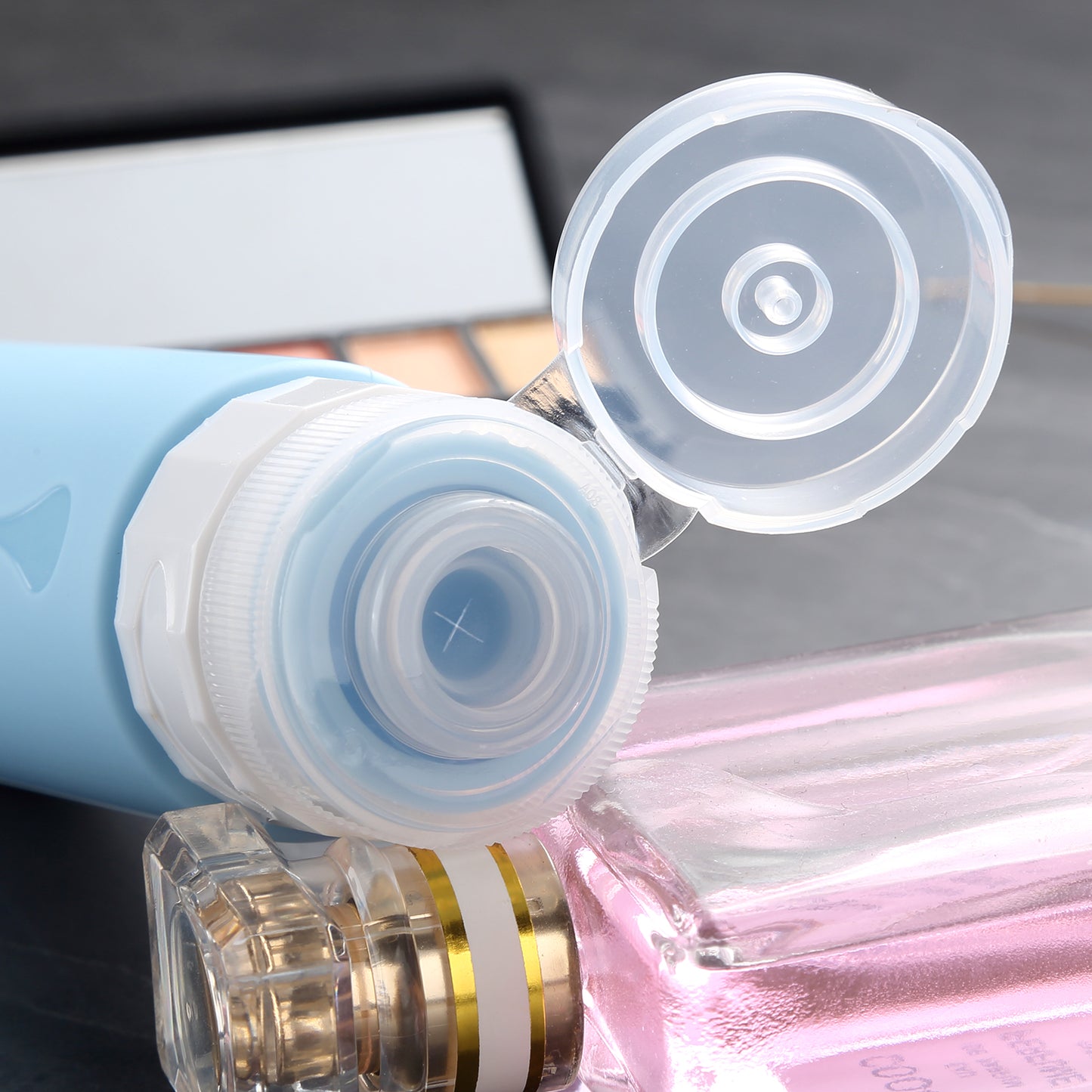 Mrsdry Travel Bottles for Toiletries, Tsa Approved, Travel Size Containers, BPA Free Leak Proof Tubs Refillable Liquid Accessories for Cometic Shampoo and Lotion Soap
