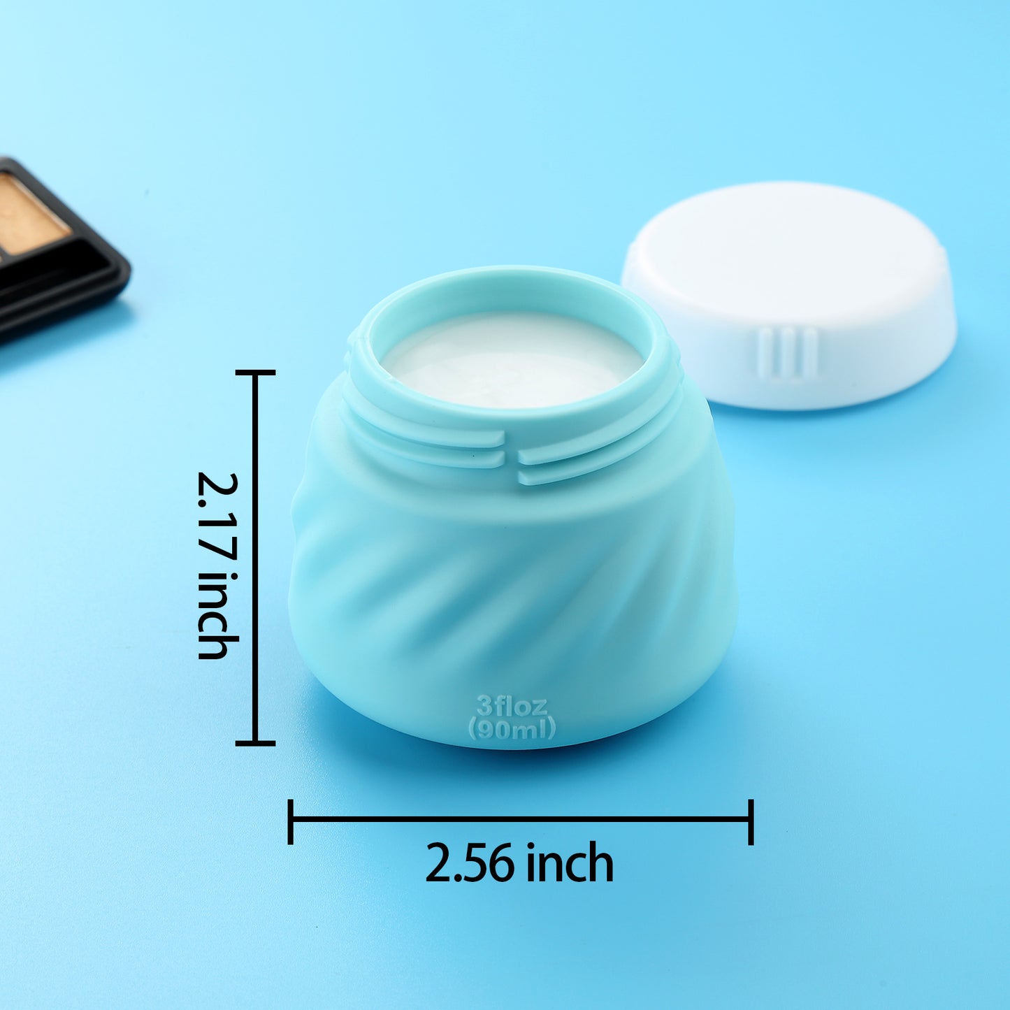 Mrsdry Travel Containers for Toiletries, Silicone Cream Jars TSA Approved Travel Size Containers with Clear Bag, Leak-proof Travel Accessories with Lid for Cosmetic Face Body Hand Cream (4 Pack)