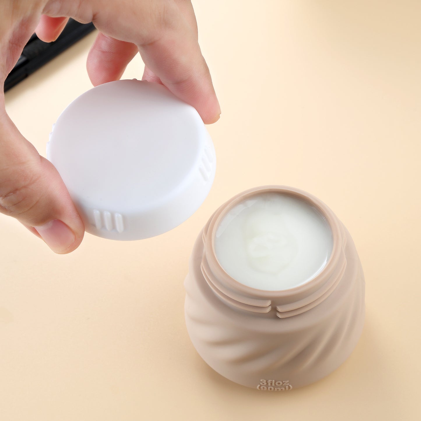 Mrsdry Travel Containers for Toiletries, Silicone Cream Jars TSA Approved Travel Size Containers with Clear Bag, Leak-proof Travel Accessories with Lid for Cosmetic Face Body Hand Cream (4 Pack)