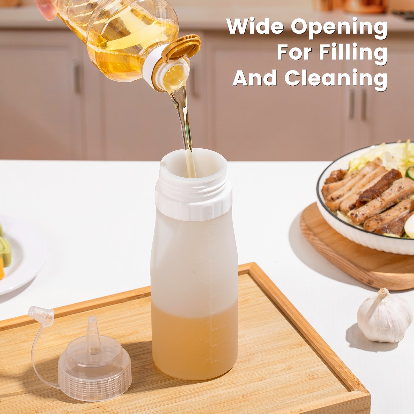 Mrsdry Condiment Squeeze Bottles, 16 oz Silicone Squeeze Bottles For Sauces, Leak Proof Condiment Containers with Extra Interchangeable lid, Easy Squeeze for Oil, Honey & Dressings, BPA FREE (4 Pack)
