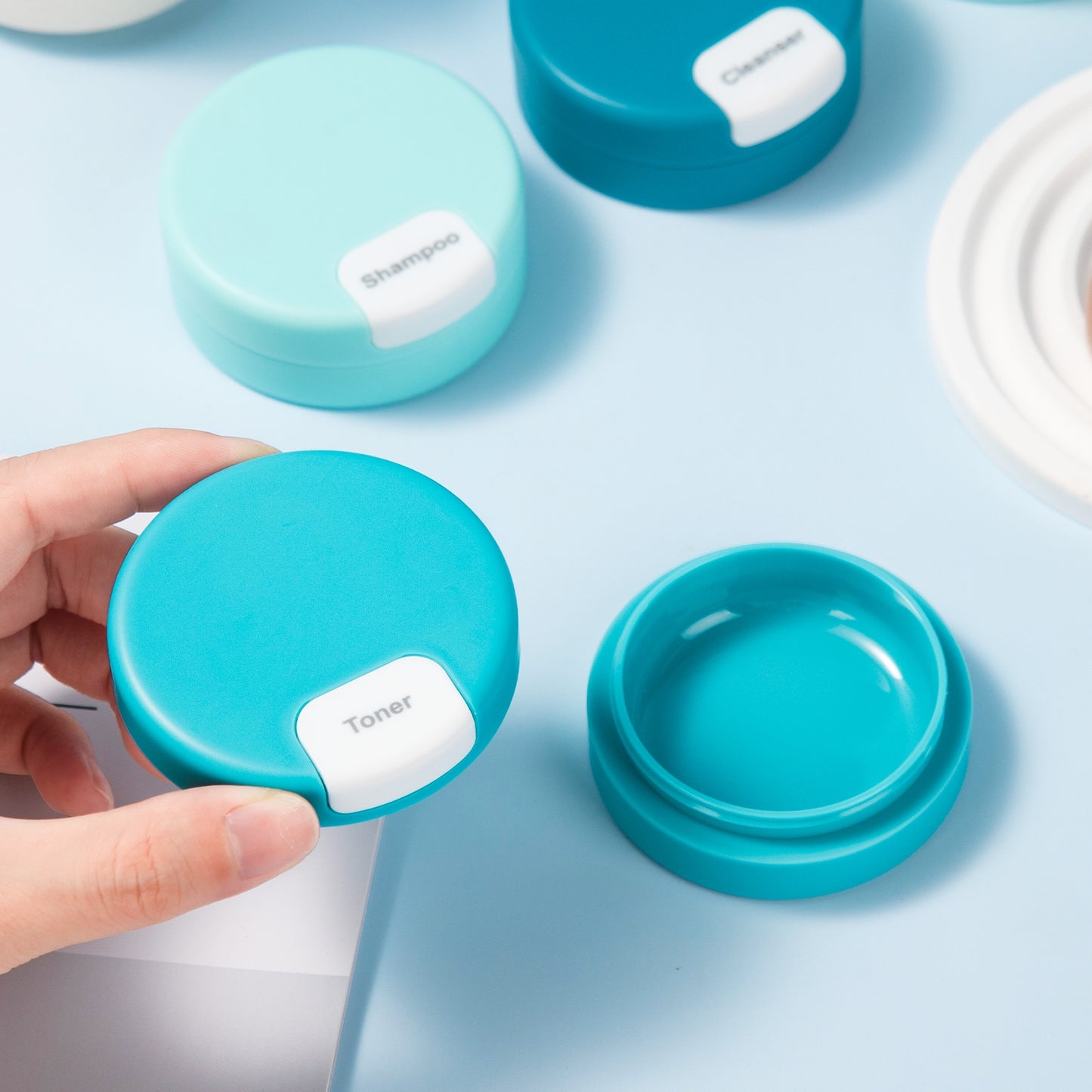 Mrsdry Travel Containers for Toiletries, Silicone Cream Jars TSA Approved Travel Size Containers with Clear Bag, Leak-proof Travel Accessories with Lid for Cosmetic Face Body Hand Cream (4 Pack)