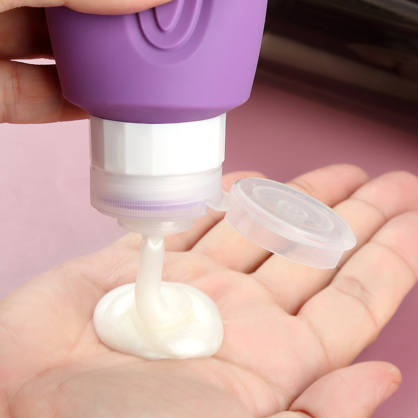 Mrsdry Travel Bottles for Toiletries, Large 6oz Oversize Containers, BPA Free Leak Proof Tubs Refillable Liquid Travel Accessories with Toiletry Bag for Cometic Shampoo and Lotion Soap (4 Pack)