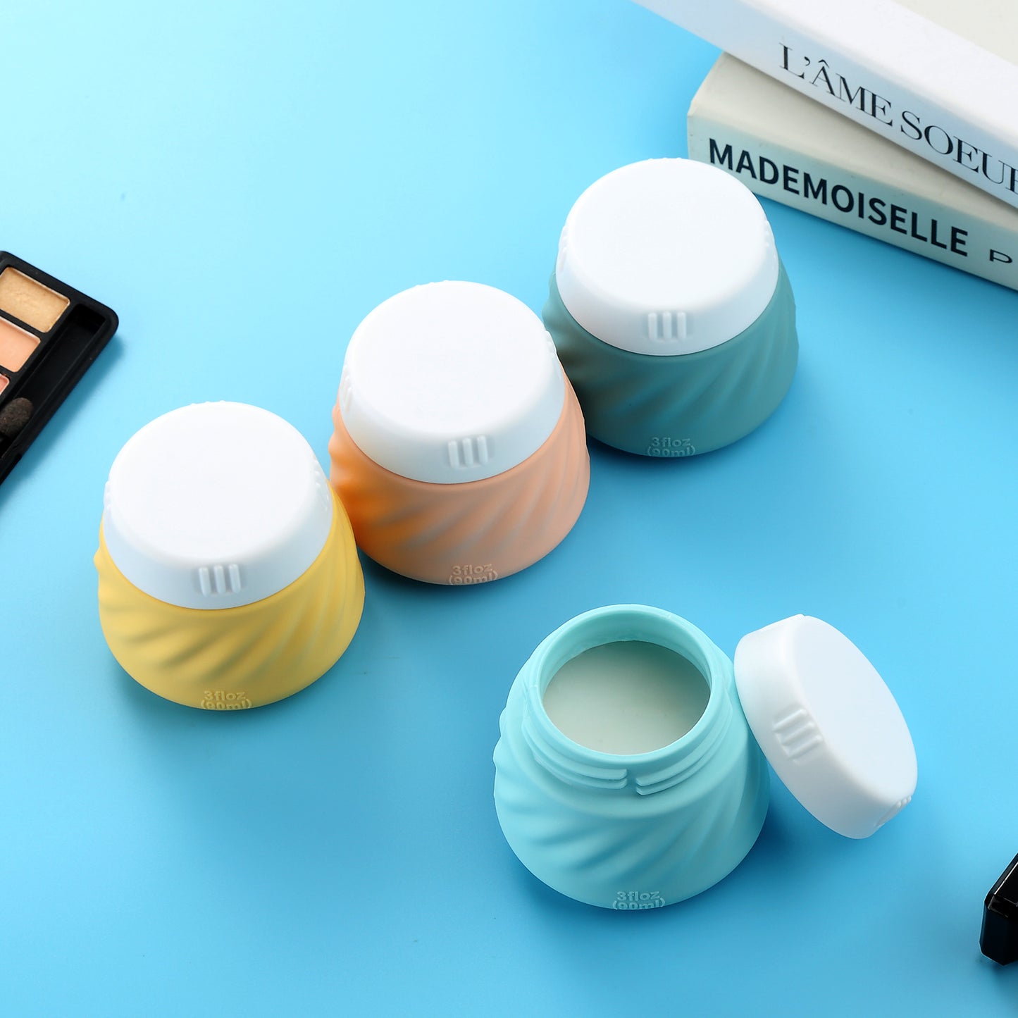 Mrsdry Travel Containers for Toiletries, Silicone Cream Jars TSA Approved Travel Size Containers with Clear Bag, Leak-proof Travel Accessories with Lid for Cosmetic Face Body Hand Cream (4 Pack)