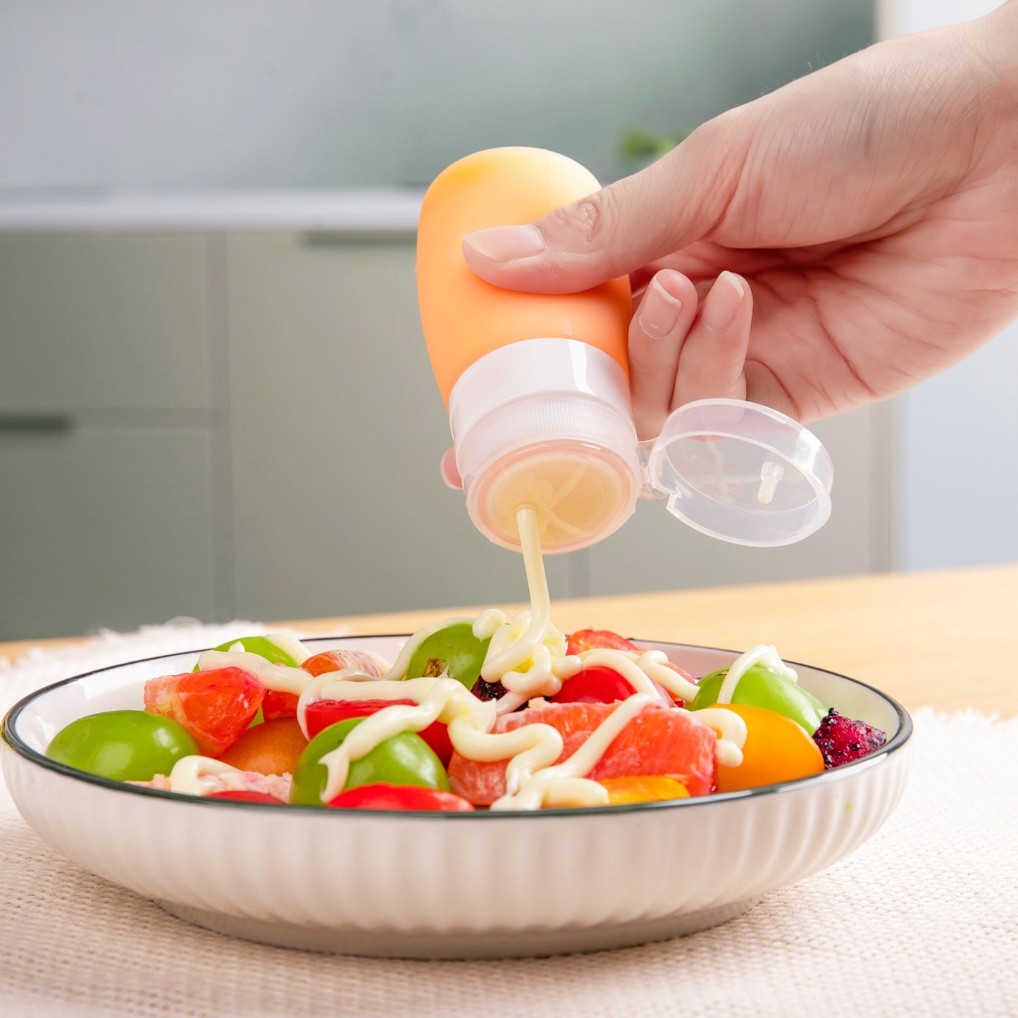 Mrsdry Small Condiment Squeeze Bottles, 2-oz Leakproof Silicone Salad Dressing Container to Go, Sauces Bottle for Bento Lunch Box, 4-pack, Candies