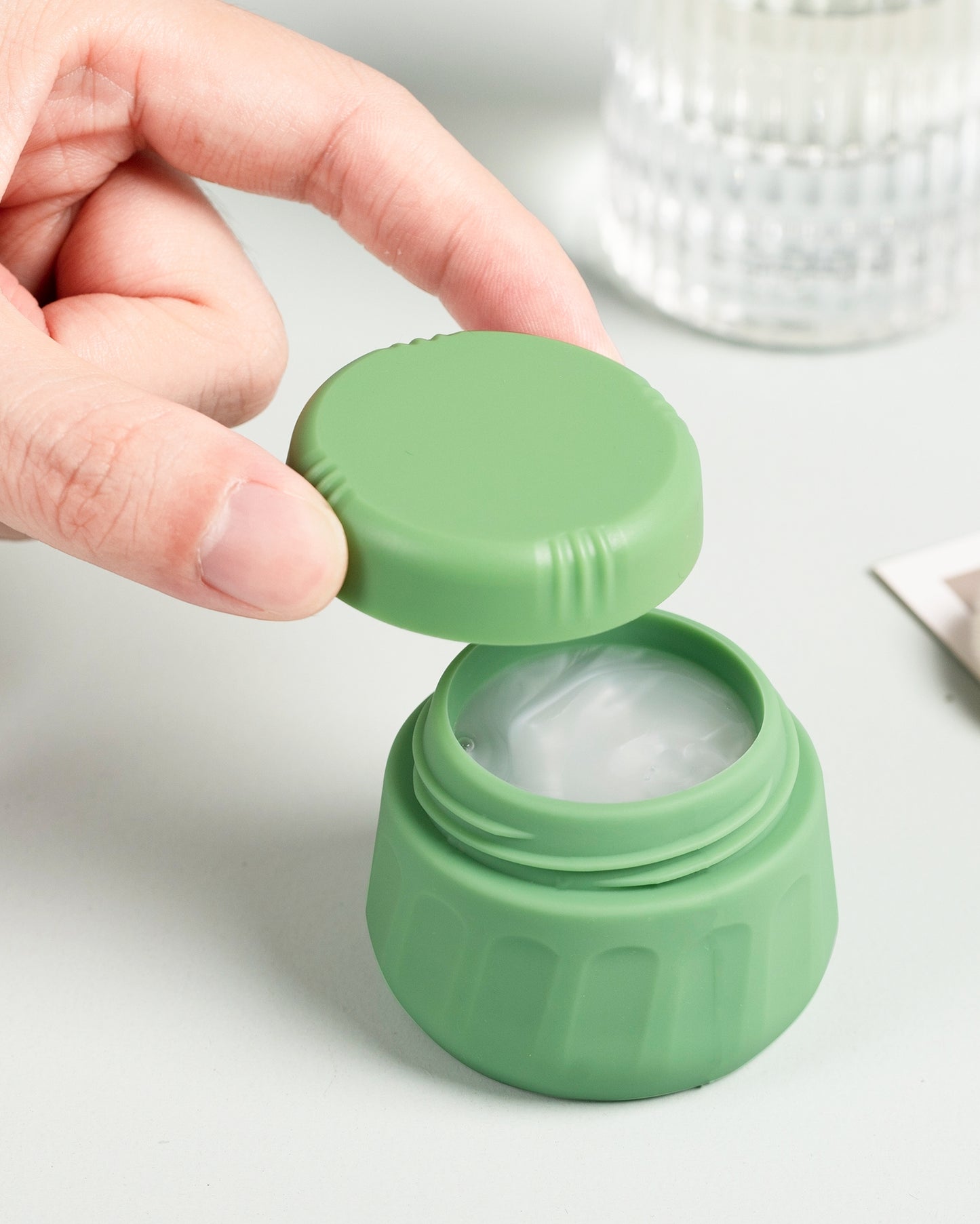 Mrsdry Travel Containers for Toiletries, TSA Approved Travel Size Toiletries 4 Pack, Refillable Containers, With Clear Bag, Leak Proof Silicone Jars, Essentials Creams Jars Carrying Small Items