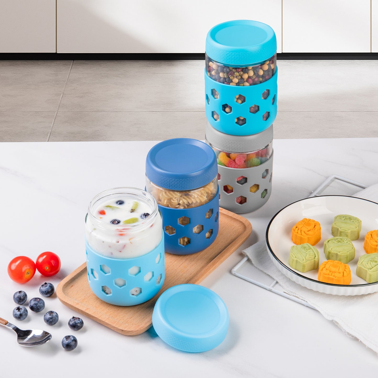 Mrsdry 4-Pack 16oz Glass Mason Jars with Silicone Sleeves, Airtight BPA-Free Overnight Oats Containers with Lids, Dishwasher Safe Leak-Proof Meal Prep Jars for Chia Pudding, Yogurt, Snacks