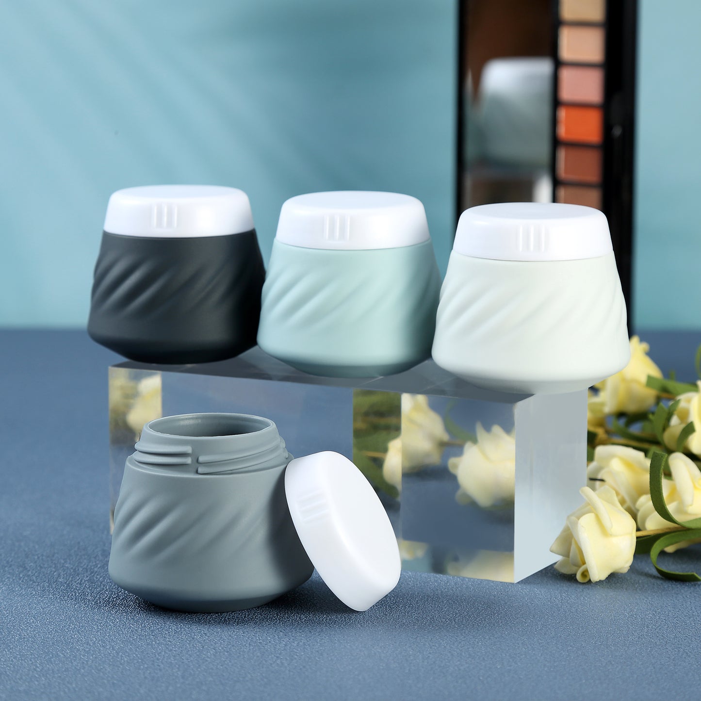 Mrsdry Travel Containers for Toiletries, Silicone Cream Jars TSA Approved Travel Size Containers with Clear Bag, Leak-proof Travel Accessories with Lid for Cosmetic Face Body Hand Cream (4 Pack)