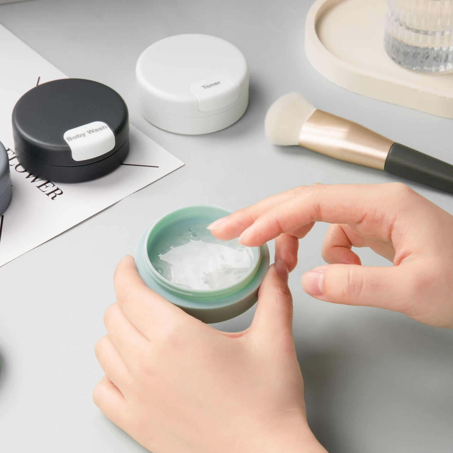 Mrsdry Travel Containers for Toiletries, Silicone Cream Jars TSA Approved Travel Size Containers with Clear Bag, Leak-proof Travel Accessories with Lid for Cosmetic Face Body Hand Cream (4 Pack)