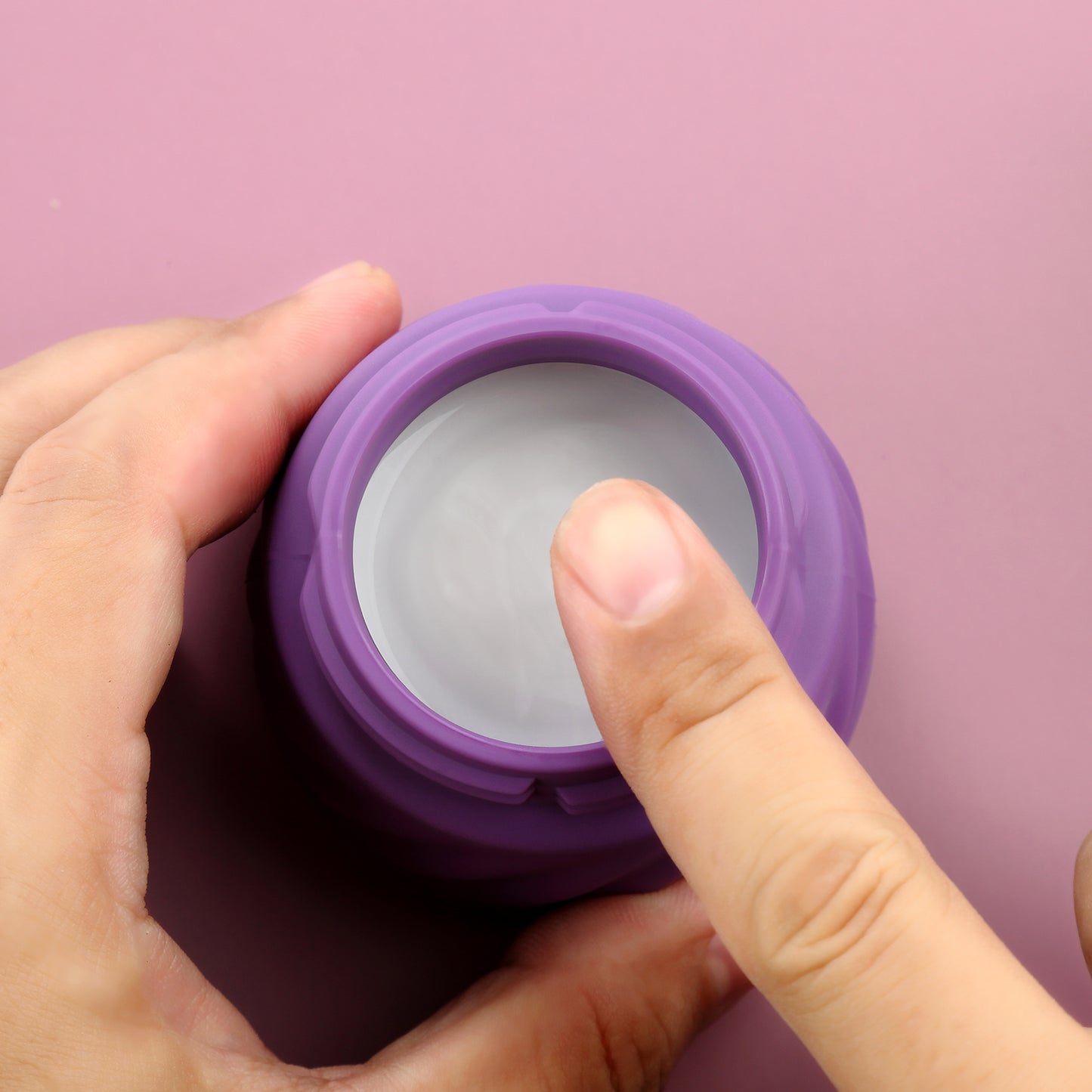 Mrsdry Travel Containers for Toiletries, Silicone Cream Jars TSA Approved Travel Size Containers with Clear Bag, Leak-proof Travel Accessories with Lid for Cosmetic Face Body Hand Cream (4 Pack)