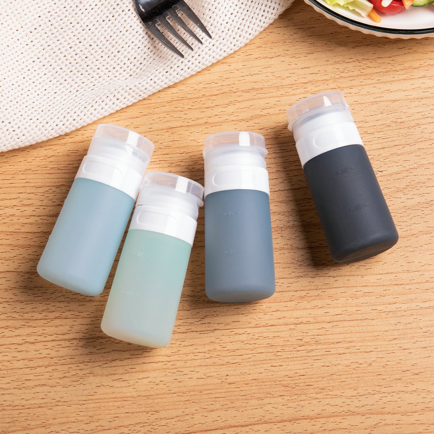 Mrsdry Condiment Squeeze Bottles for Sauces, 2-oz Mini Silicone Salad Dressing Container to Go with Reusable Sandwich Bag, Leakproof Ketchup Bottle for Bento Lunch Box, 4 Pack, Gray