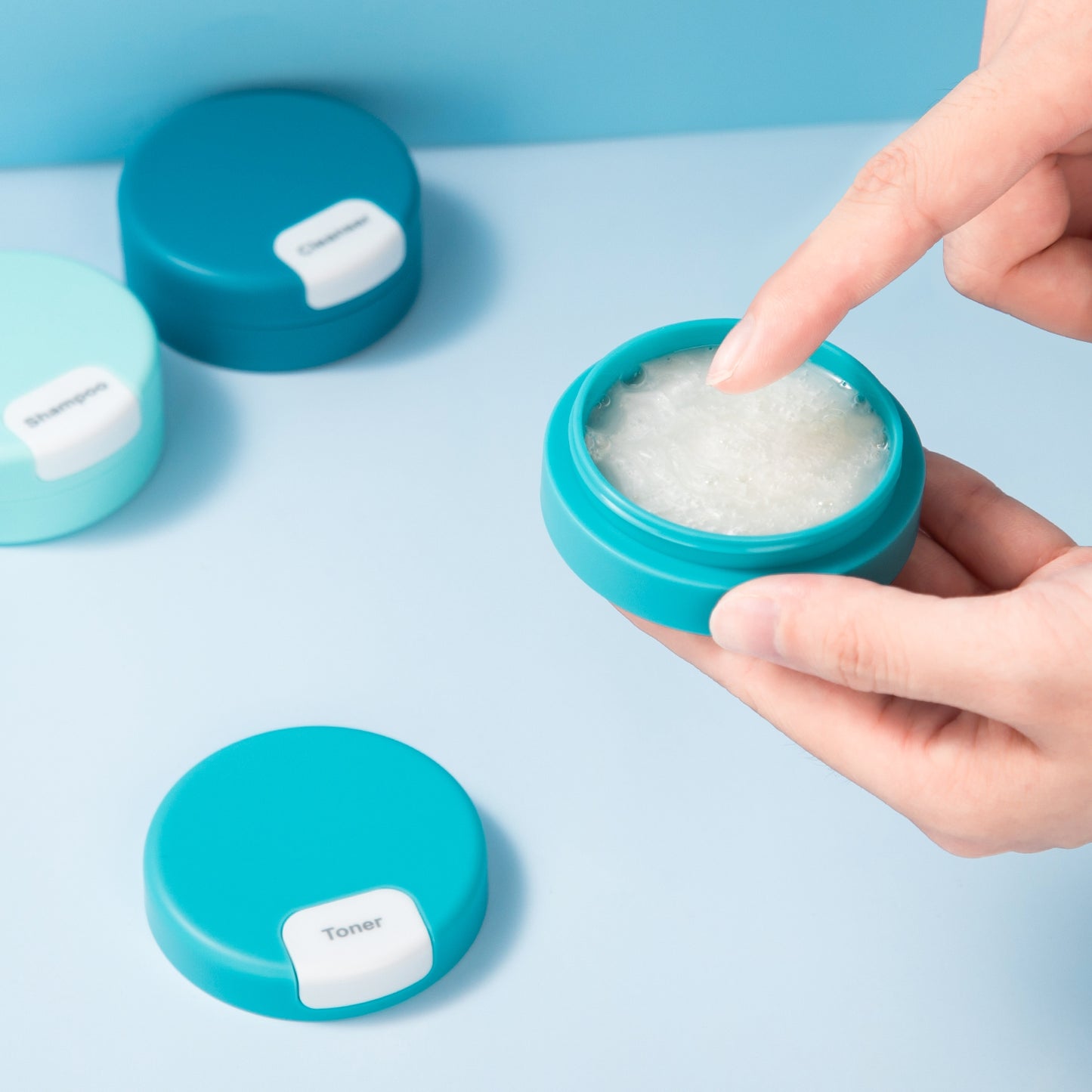 Mrsdry Travel Containers for Toiletries, Silicone Cream Jars TSA Approved Travel Size Containers with Clear Bag, Leak-proof Travel Accessories with Lid for Cosmetic Face Body Hand Cream (4 Pack)