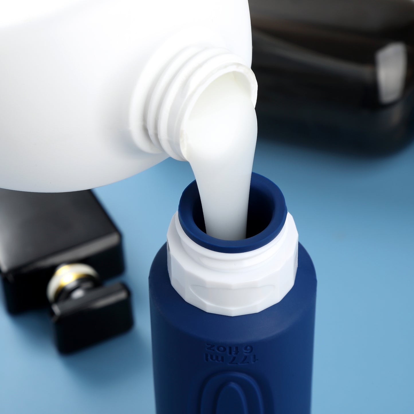 Mrsdry Travel Bottles for Toiletries, Large 6oz Oversize Containers, BPA Free Leak Proof Tubs Refillable Liquid Travel Accessories with Toiletry Bag for Cometic Shampoo and Lotion Soap (4 Pack)