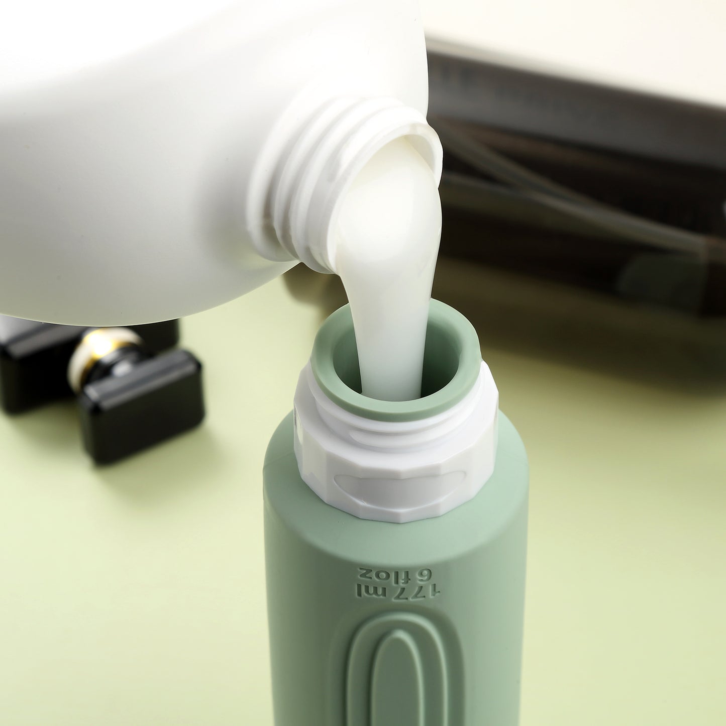 Mrsdry Travel Bottles for Toiletries, Large 6oz Oversize Containers, BPA Free Leak Proof Tubs Refillable Liquid Travel Accessories with Toiletry Bag for Cometic Shampoo and Lotion Soap (4 Pack)