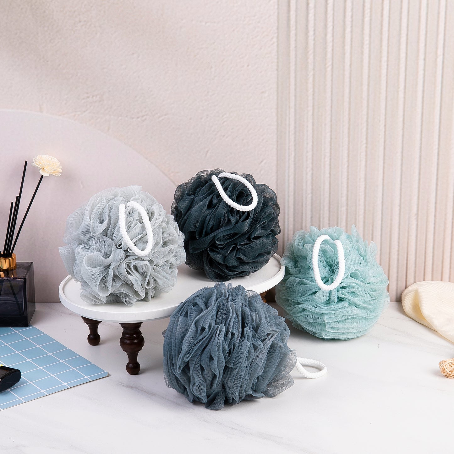 Mrsdry Loofah Sponge, XXL Large Loofah 100g 4 Pack, Bath Sponge Soft Mesh Shower Loofah for Men, Body Scrub, Shower Pouf Bath Accessories, for Body Wash, Soap (Blue Gray)
