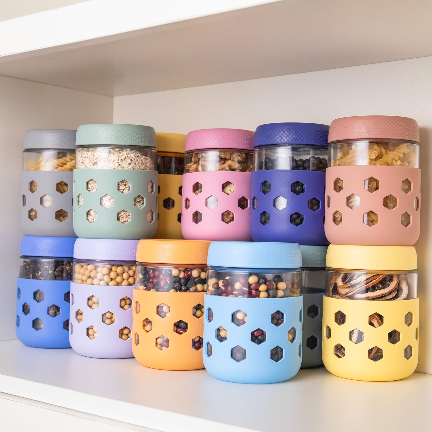 Mrsdry 6-Pack 16 oz Glass Mason Jars with Silicone Sleeves, Airtight BPA-Free Overnight Oats Containers with Lids, Dishwasher Safe Leak-Proof Meal Prep Jars for Chia Pudding, Yogurt, Snacks