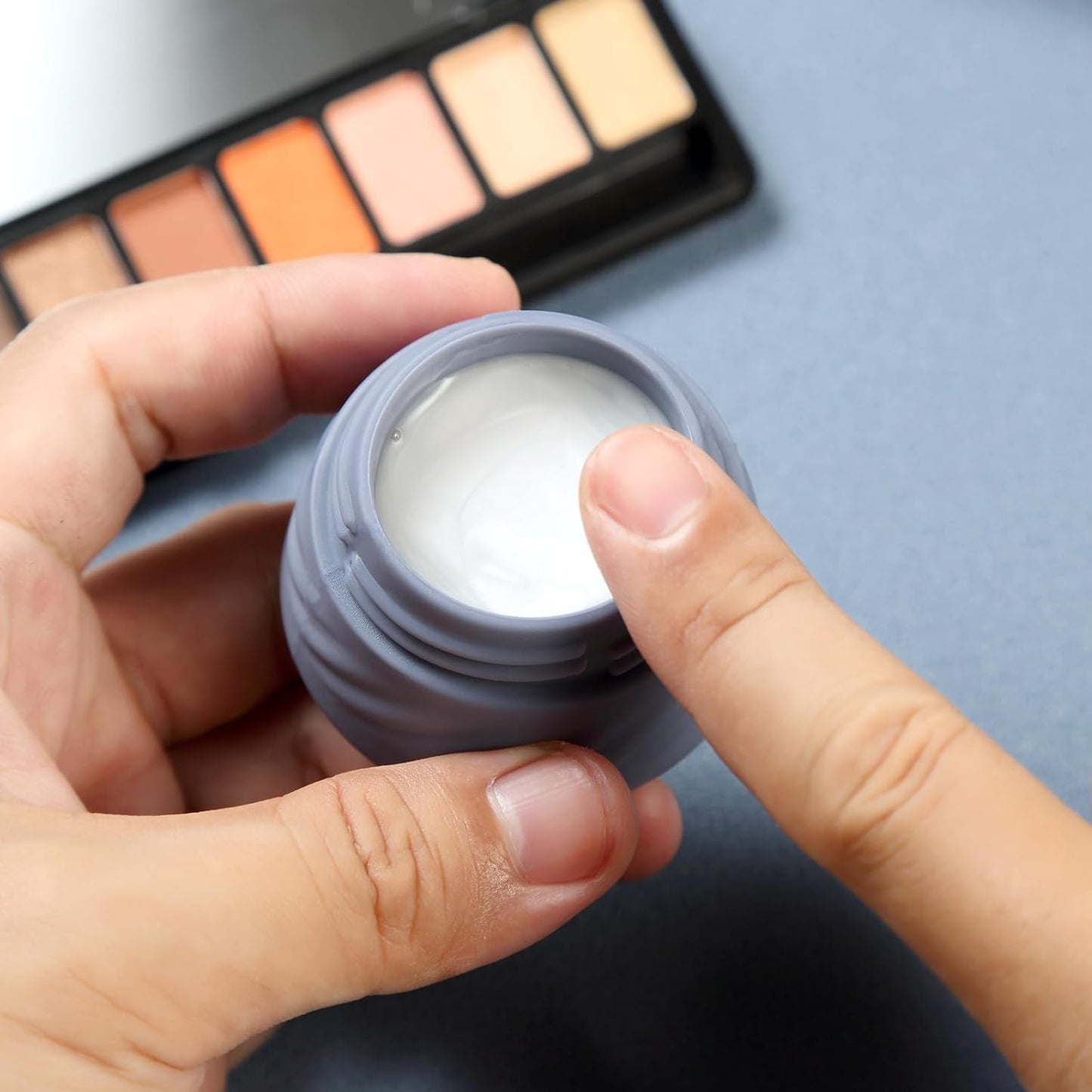 Mrsdry Travel Containers for Toiletries, Silicone Cream Jars TSA Approved Travel Size Containers with Clear Bag, Leak-proof Travel Accessories with Lid for Cosmetic Face Body Hand Cream (4 Pack)