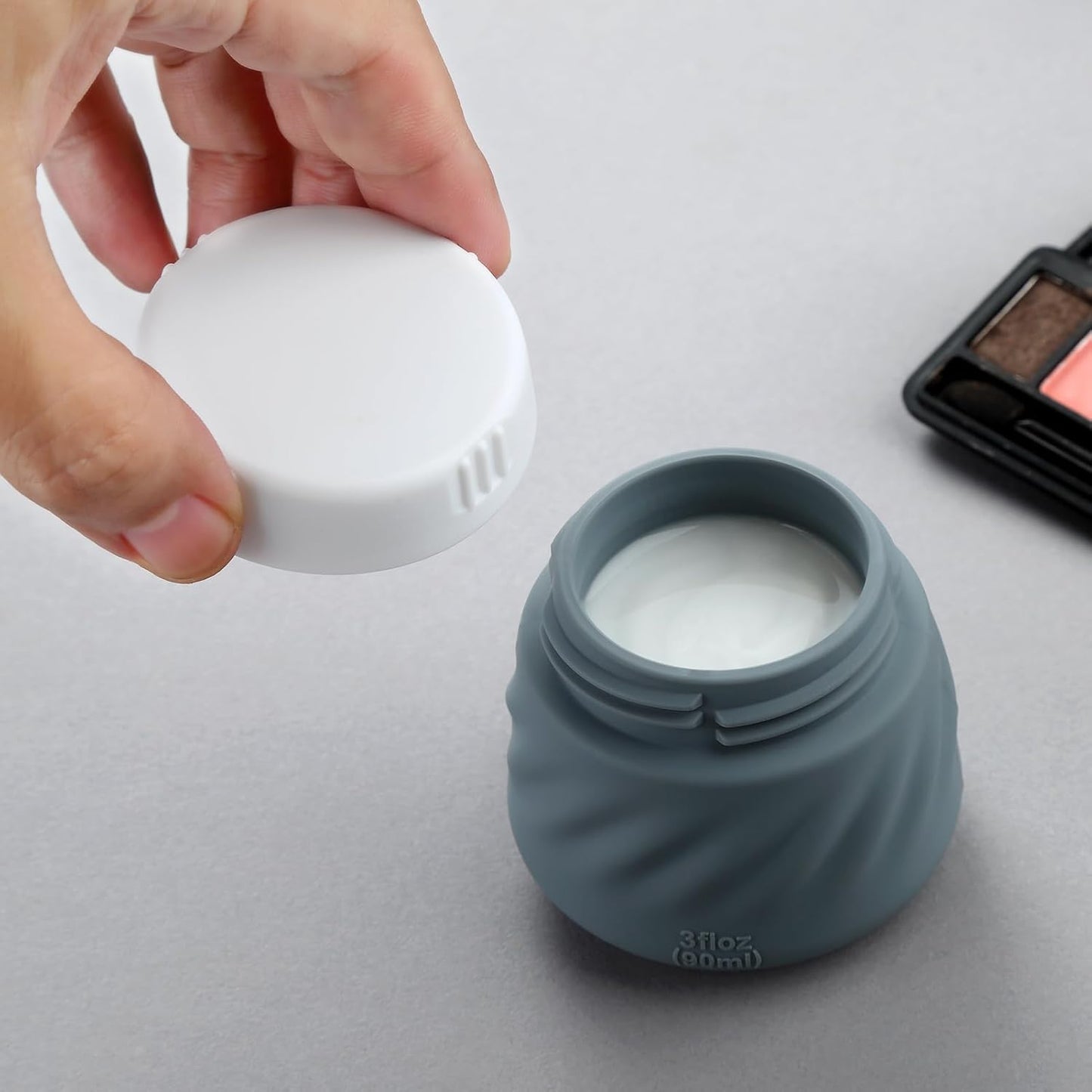 Mrsdry Travel Containers for Toiletries, Silicone Cream Jars TSA Approved Travel Size Containers with Clear Bag, Leak-proof Travel Accessories with Lid for Cosmetic Face Body Hand Cream (4 Pack)