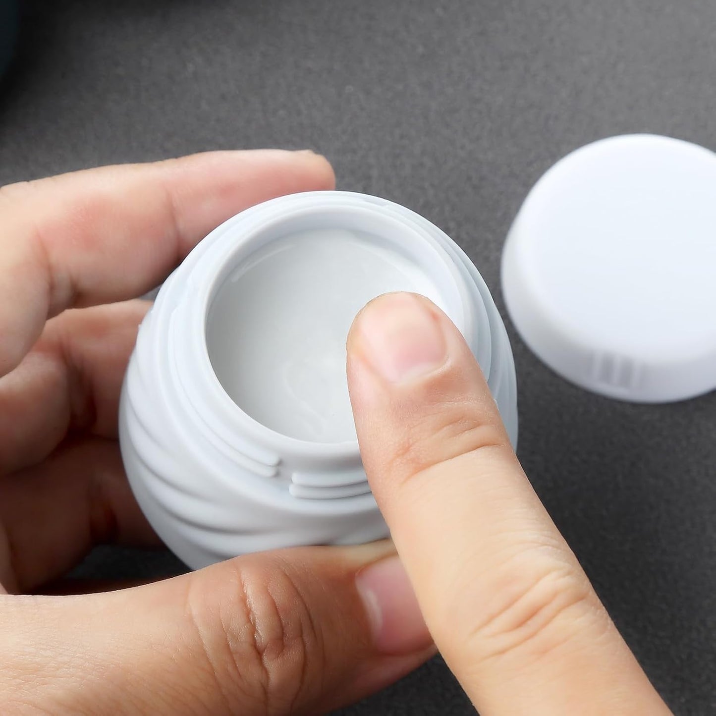 Mrsdry Travel Containers for Toiletries, Silicone Cream Jars TSA Approved Travel Size Containers with Clear Bag, Leak-proof Travel Accessories with Lid for Cosmetic Face Body Hand Cream (4 Pack)