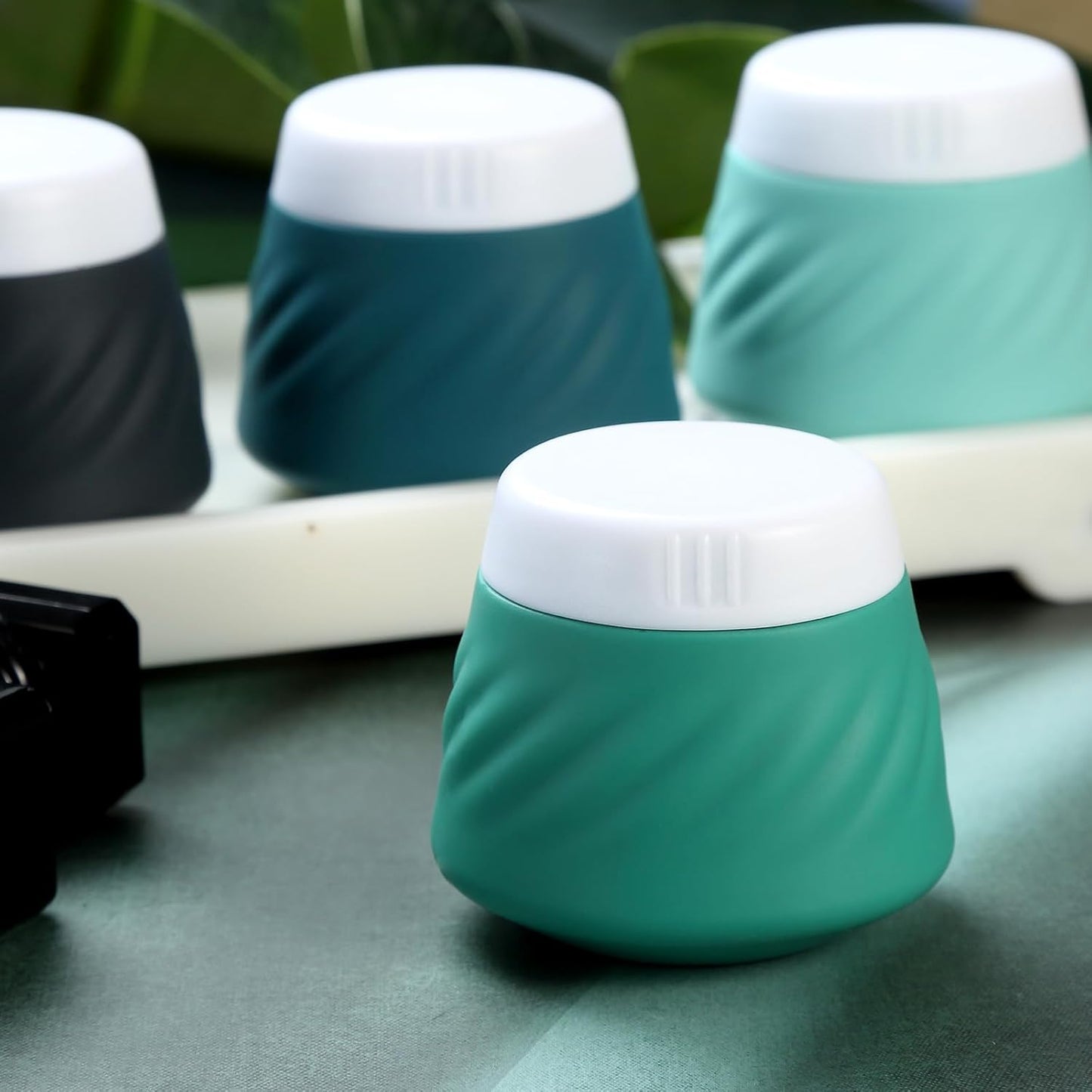 Mrsdry Travel Containers for Toiletries, Silicone Cream Jars TSA Approved Travel Size Containers with Clear Bag, Leak-proof Travel Accessories with Lid for Cosmetic Face Body Hand Cream (4 Pack)