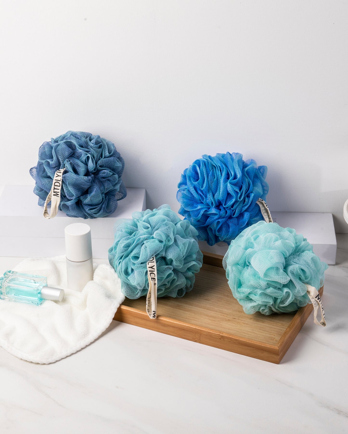 Mrsdry Loofah Sponge, XXL Large Loofah 100g 4 Pack, Bath Sponge Soft Mesh Shower Loofah for Men, Body Scrub, Shower Pouf Bath Accessories, for Body Wash, Soap (Blue)